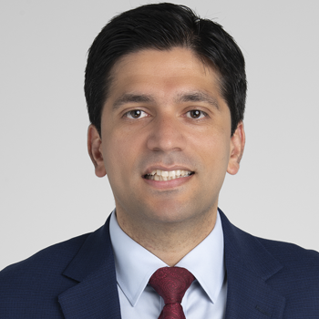 Shahnawaz Amdani Headshot