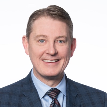 Headshot of David Sutcliffe